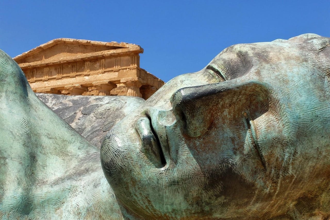 Il peso silenzioso della memoria