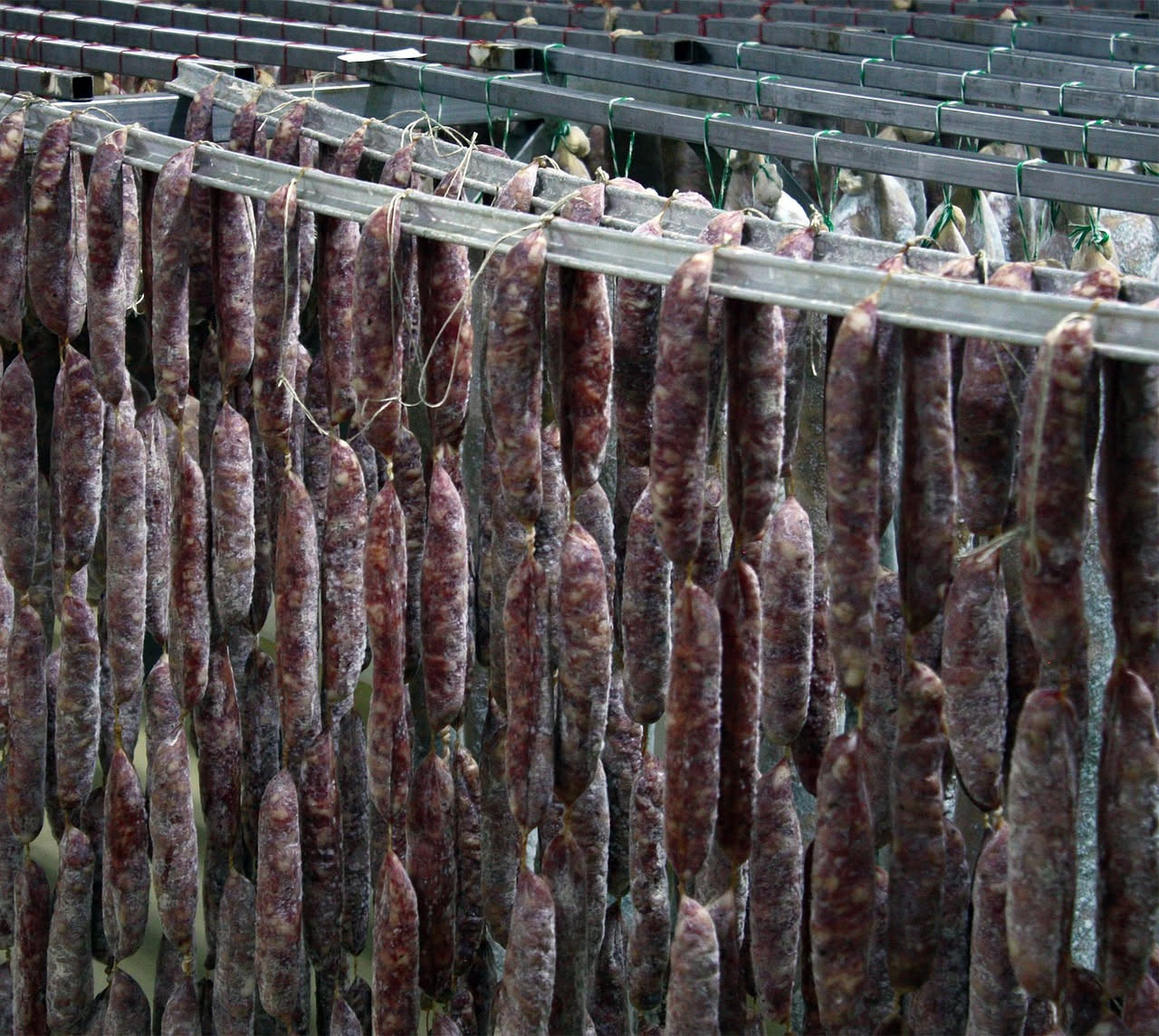 La salsiccia di Bra: come nasce la ricetta carnica più autentica del Piemonte