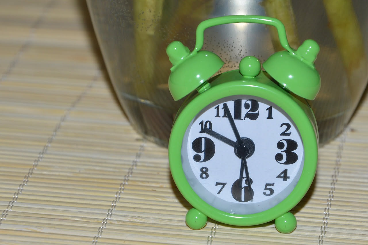 Quanto tempo aspettare tra cena e sonno per dormire bene