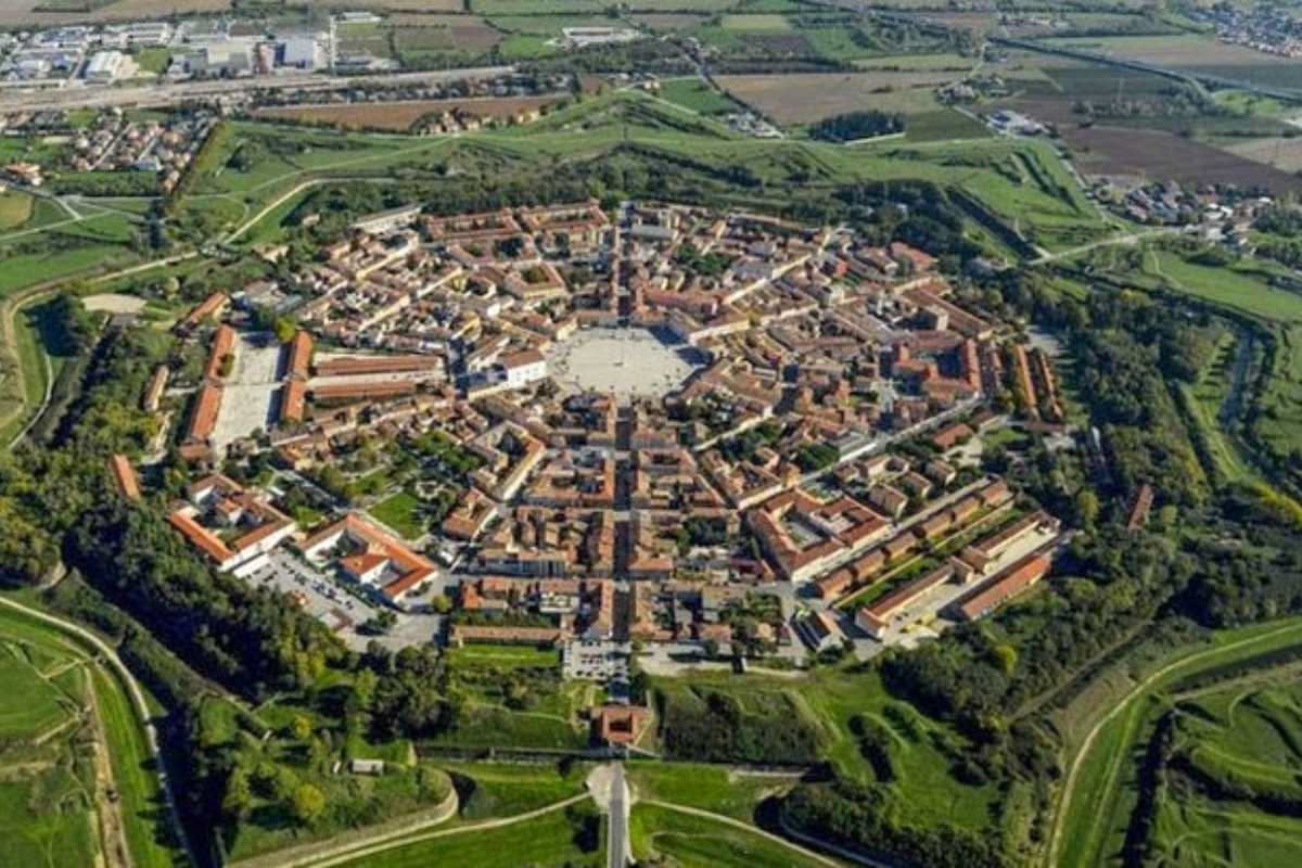 Sabbioneta: la città ideale del Rinascimento da scoprire