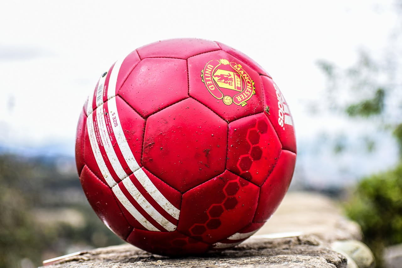 Il core nel calcio: perché allenare gli addominali profondi migliora tutto il resto