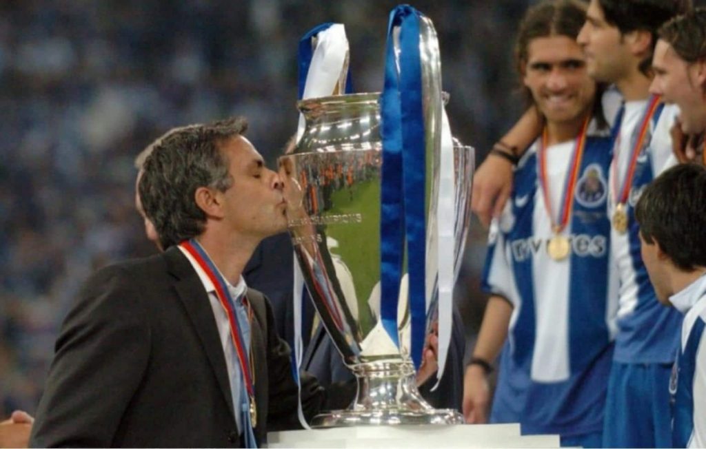 Mourinho vince la Champions League con il Porto