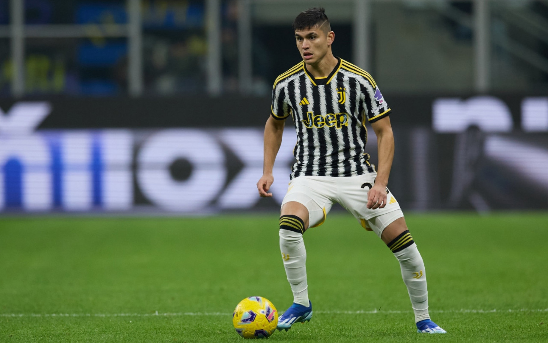 La Juventus non riscatterà Alcaraz: Giuntoli studia un nuovo prestito