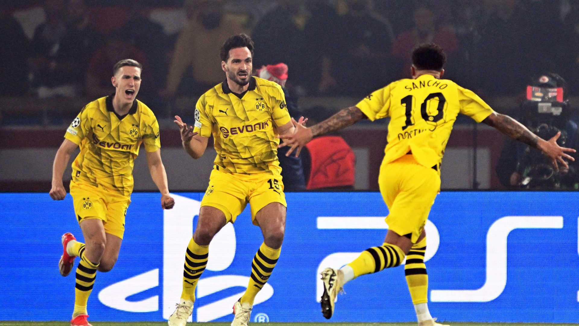 Hummels uomo del destino: il Borussia Dortmund in finale