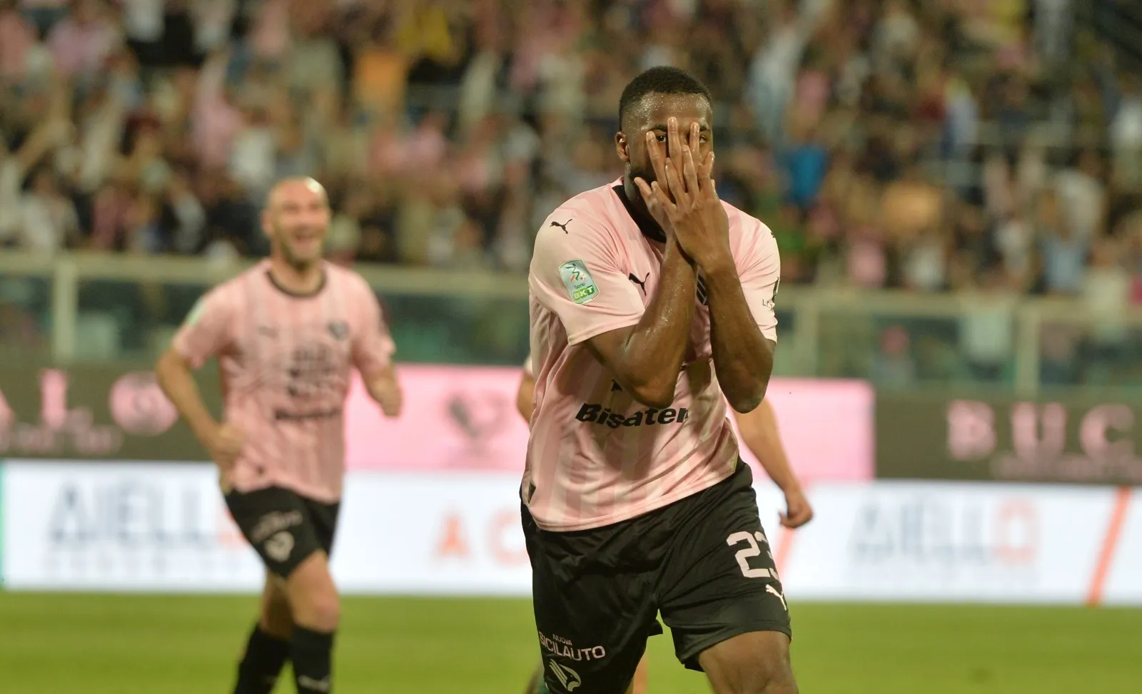 Palermo-Sampdoria 2-0, Diakité show: banda di Pirlo arrendevole