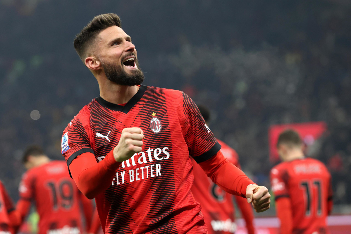 Milan, Giroud annuncia l'addio: "Continuerò in MLS"