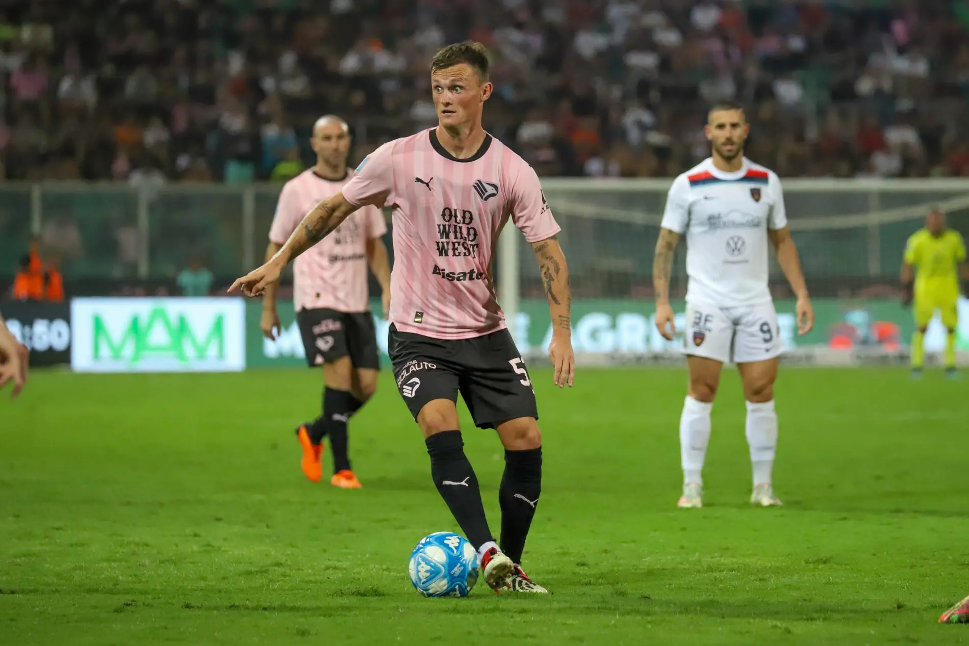 Palermo, niente riscatto per Henderson: la decisione su Chaka Traoré