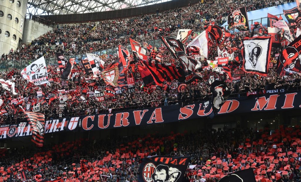 Milan, tifosi in protesta: Curva Sud assente contro il Genoa