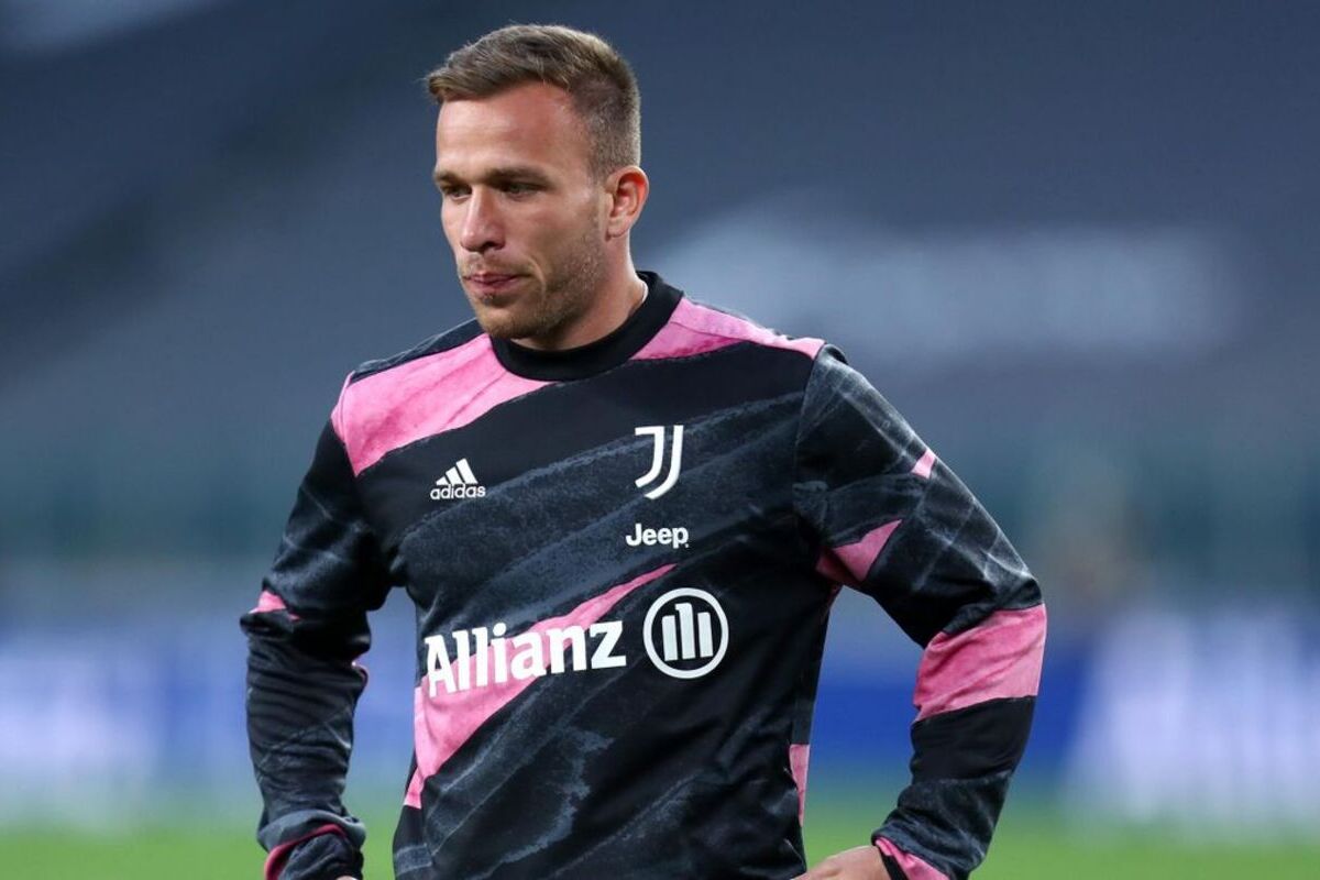 La Juventus scarica Arthur: futuro in Premier