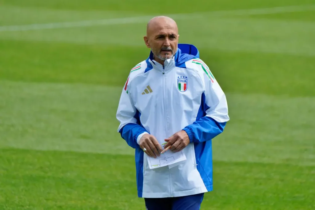 Italia, Conte su Spalletti: "Inevitabile che ci sia stress"