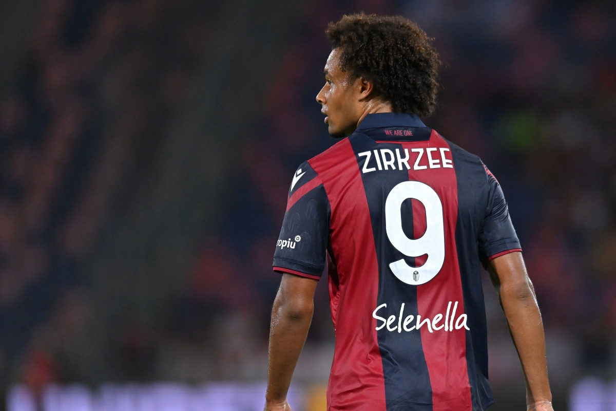 Manchester United su Zirkzee, il Milan si tutela: sondaggio in Premier League