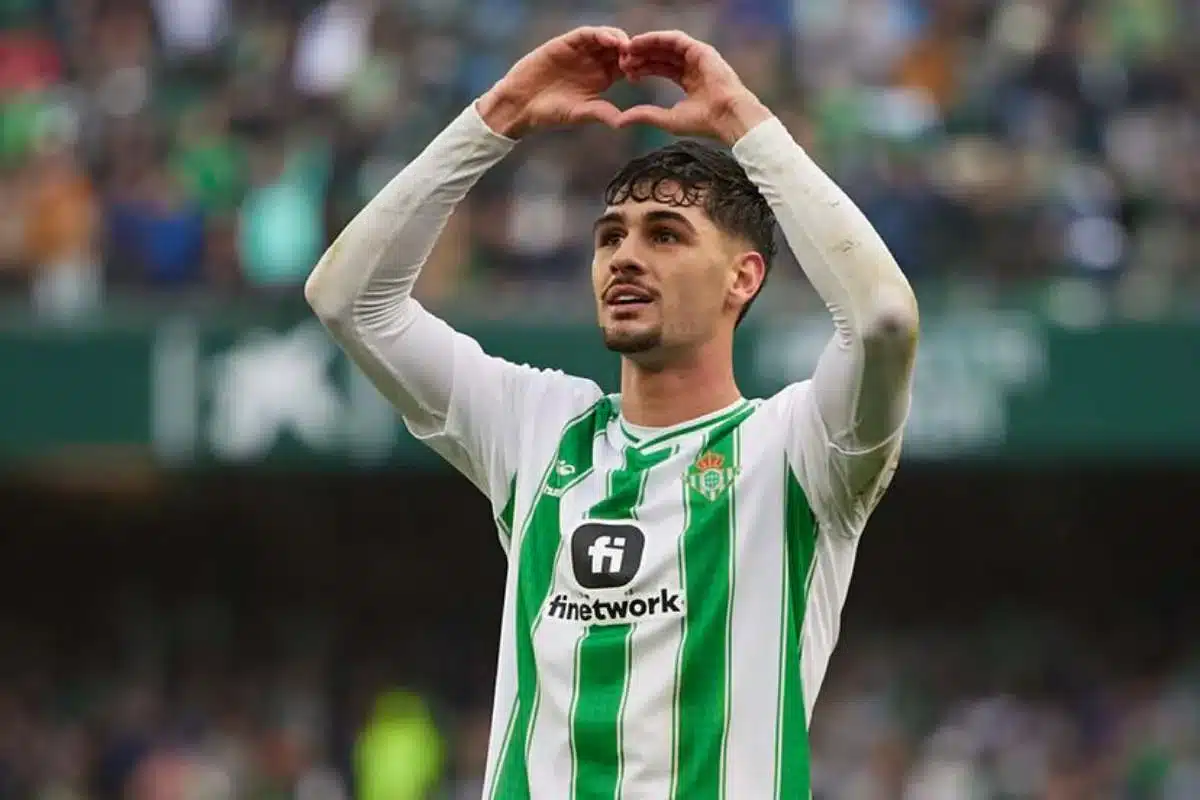 Cardoso con la maglia del Real Betis