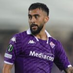 Nico Gonzalez con la maglia della Fiorentina